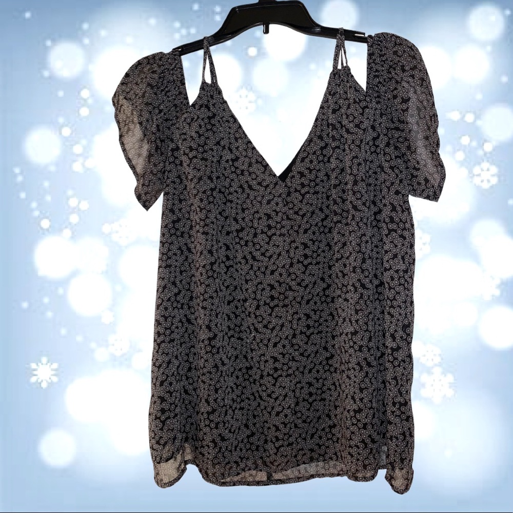 Cold shoulder BLOUSE